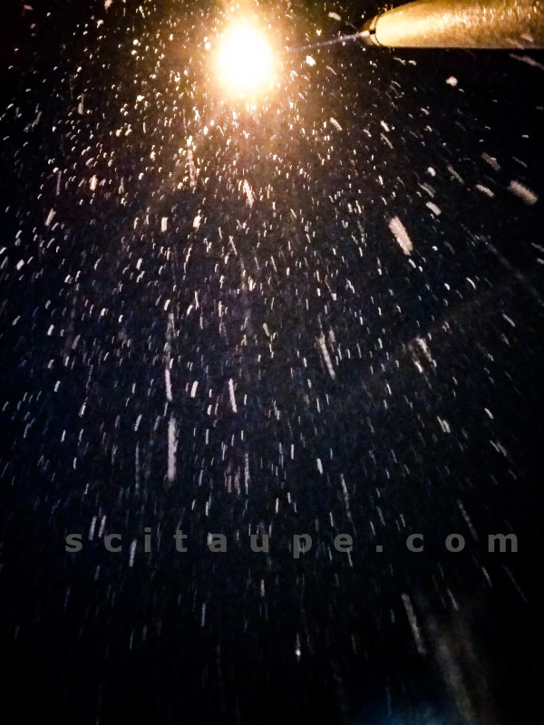 When the heavens opened up. A hazy, dazy picture of snow fall. Location: Furth, Germany